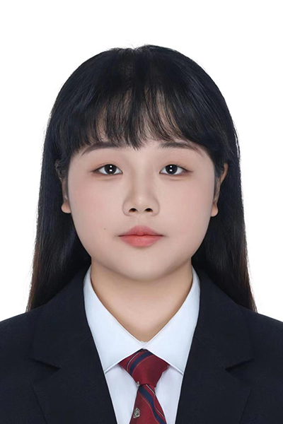 优秀毕业生照片-李美娅