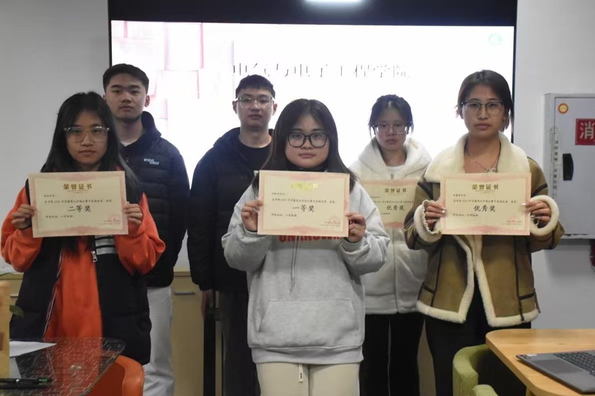 58e00f2e66937e23707191c1d189b54d_副本