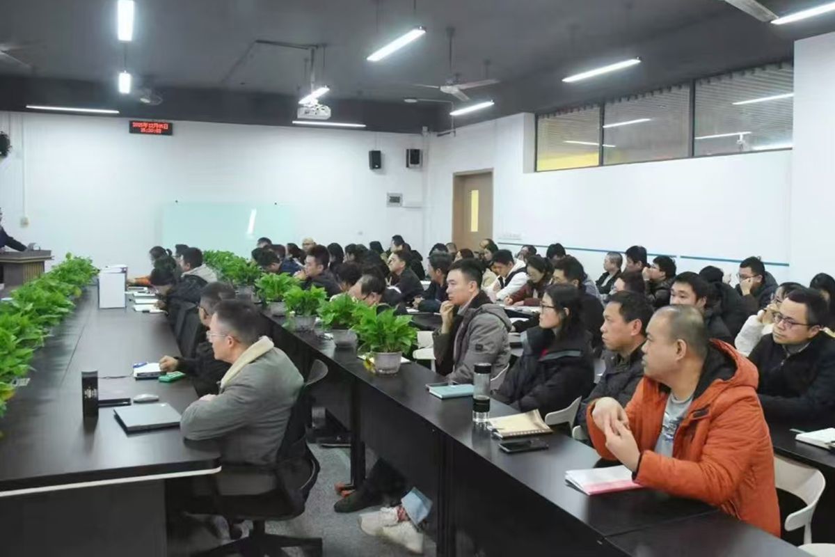 12f6d700800c065f0b6f0ea627e3936f_副本