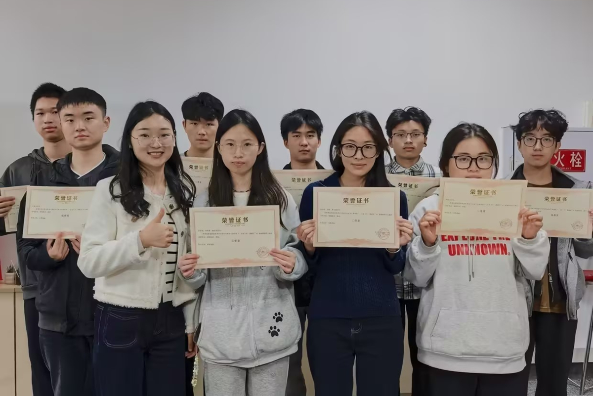 26a80b97ddc1cec271eb0b2e02dceb7e_compress