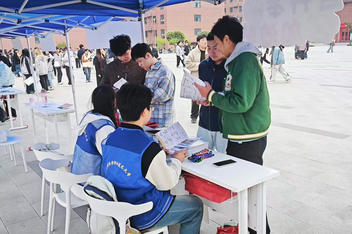 e7b0d633bfd3760aedbd53db4556b78b